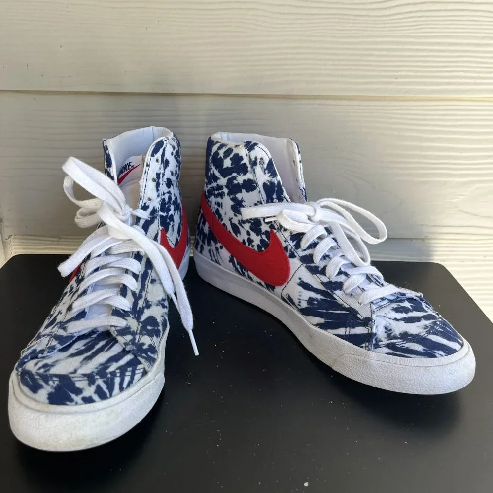 Nike Men's Blazer Mid 77 Vintage Tie Dye Shoes Sneakers 10.5 Style CZ7874-600